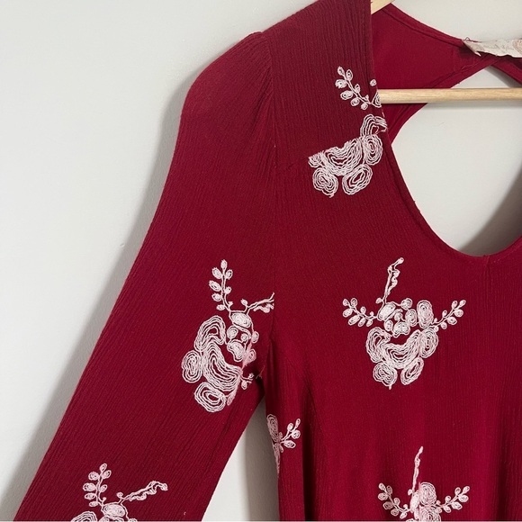 Red Mini Dress Embroidered White Florals Bohemian Alter’d State Size Small - Picture 9 of 12